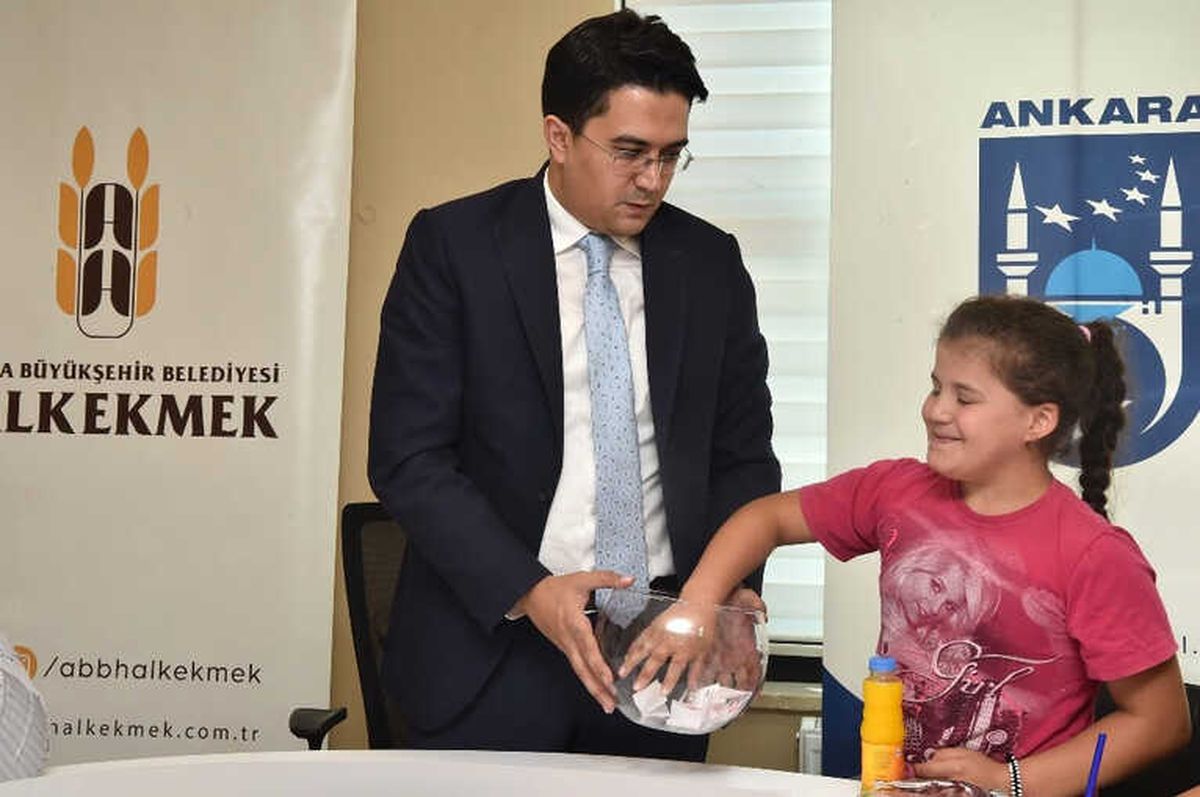 Halk Ekmek Fabrikası\'nın İşletilemeyen 31 Büfesi İçin Kura Çekilişi