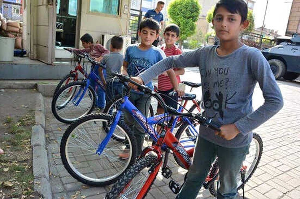 Kaymakam Alibeyoğlu, Çevreci Çocukları Ödüllendirdi