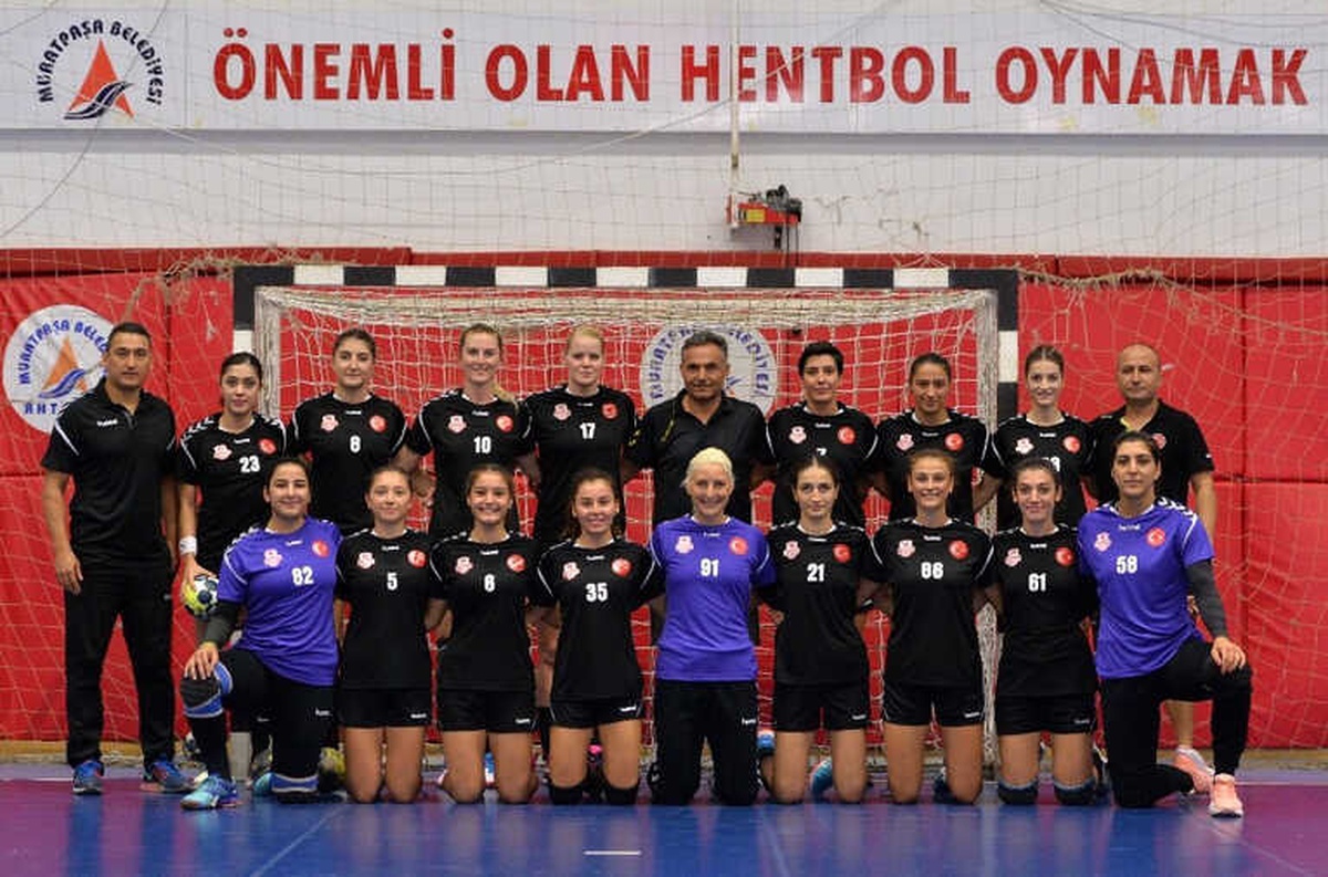 Muratpaşa Belediyespor\'dan Hakem Tepkisi