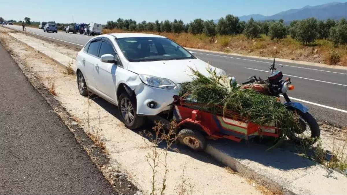 Otomobiller Motosiklete Çarptı: 1 Ölü, 1 Yaralı