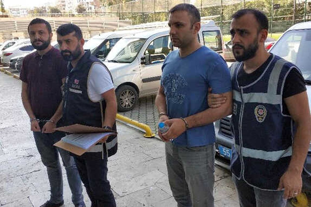 Samsun\'da Midibüste Zulalanmış 23 Bin 800 Paket Kaçak Sigara Ele Geçti