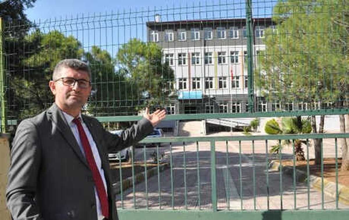 Yeterli Öğrenci Kayıt Yaptırmayınca İmam Hatip Ortaokulu Açılmadı\' İddiası