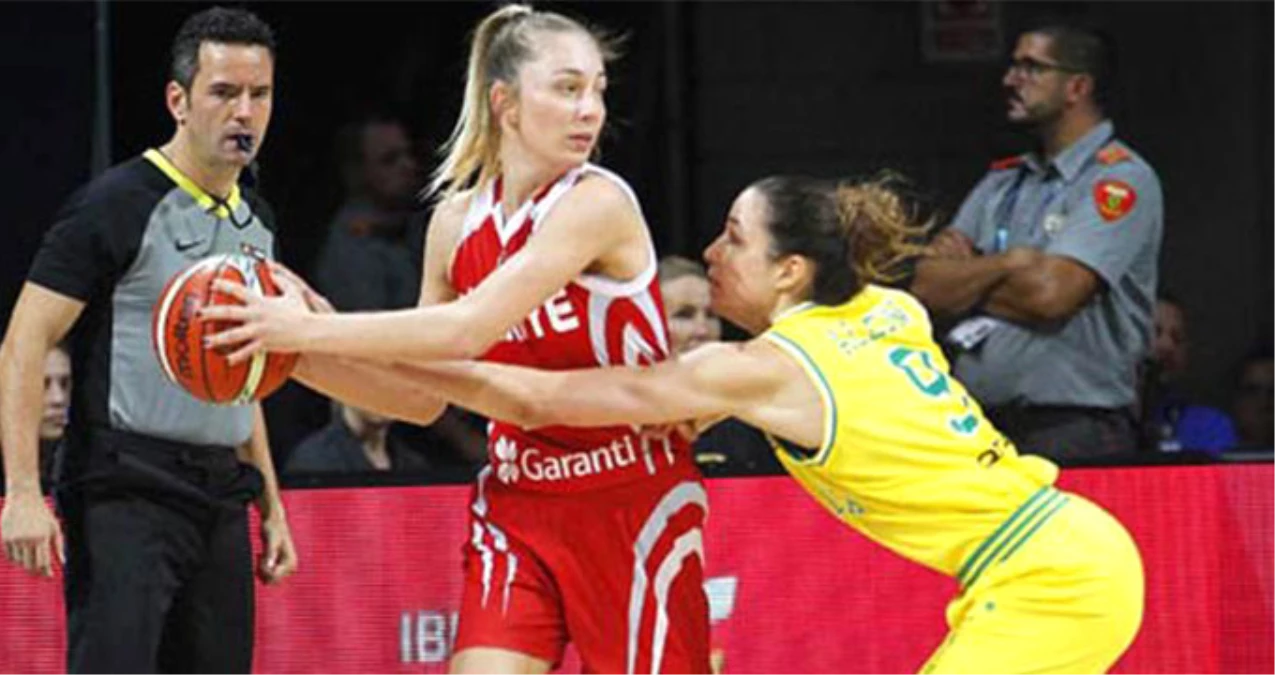 A Milli Kadın Basketbol Takımı, Avustralya\'ya 90-64 Mağlup Oldu