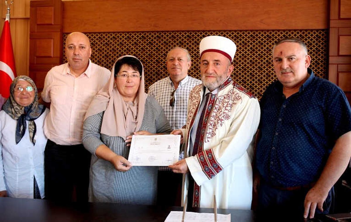Alman Tır Şoförü Nannette Bauer Müslüman Olarak \'Nisa\' Adını Aldı