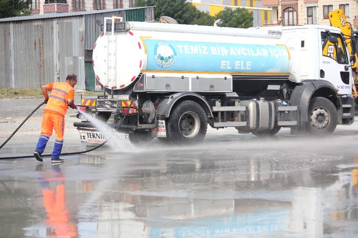 Avcılar\'da Su Kesintisinde Kamu Kurumları Susuz Kalmayacak