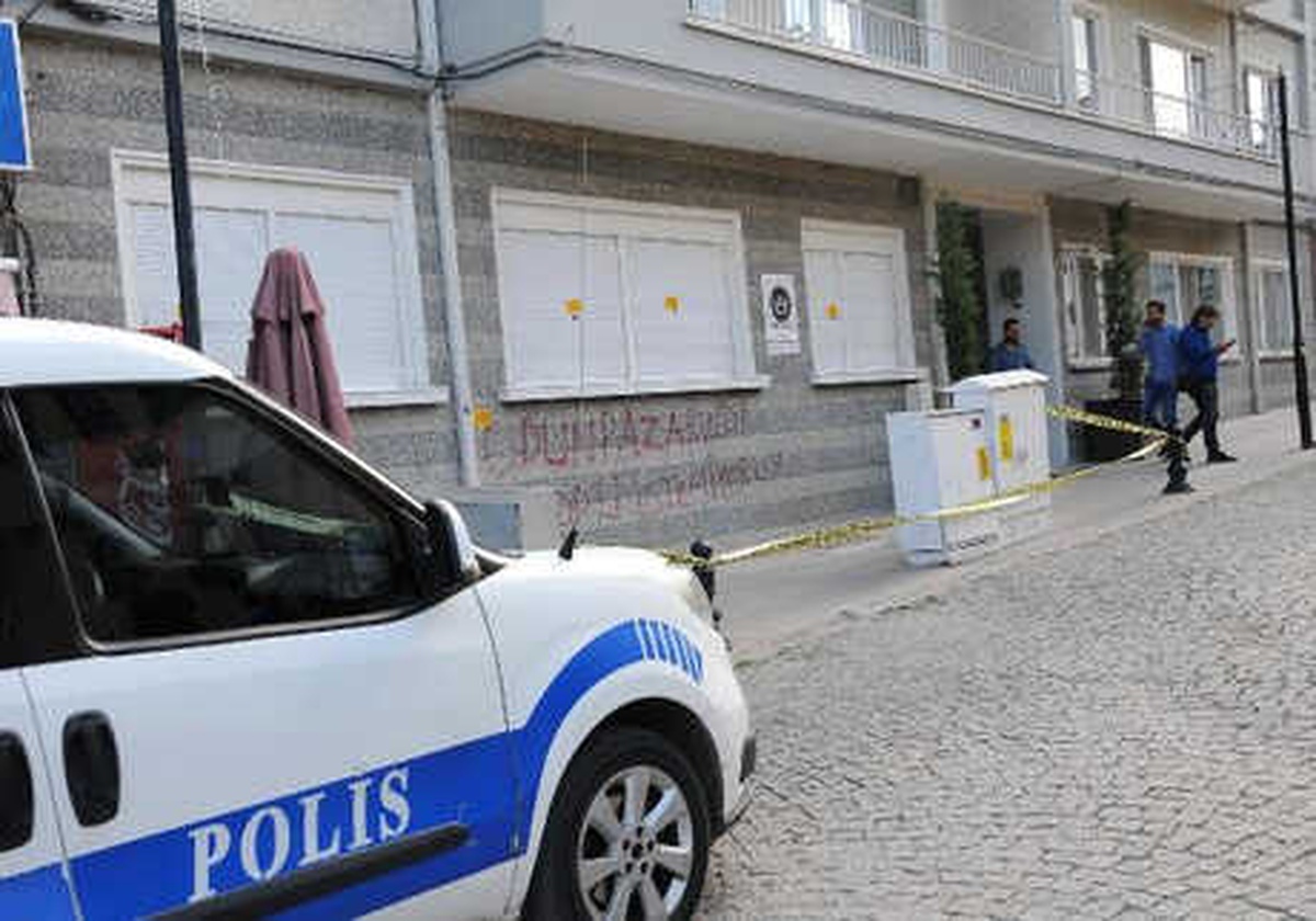 Avukatlık Bürosu Binasına Av Tüfekli Saldırı