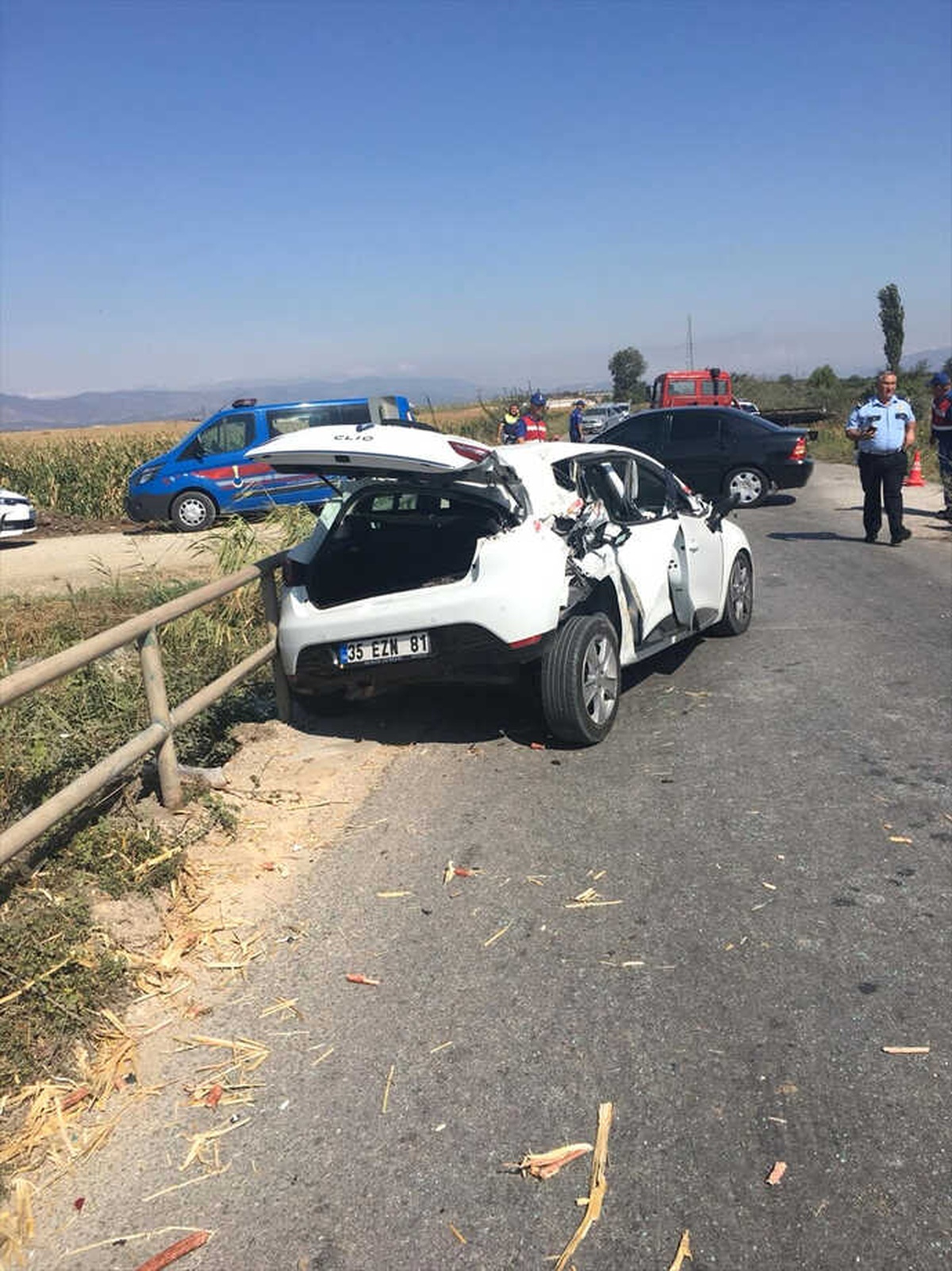 Bakan Pakdemirli\'nin Annesi ve Dayısı Trafik Kazası Geçirdi