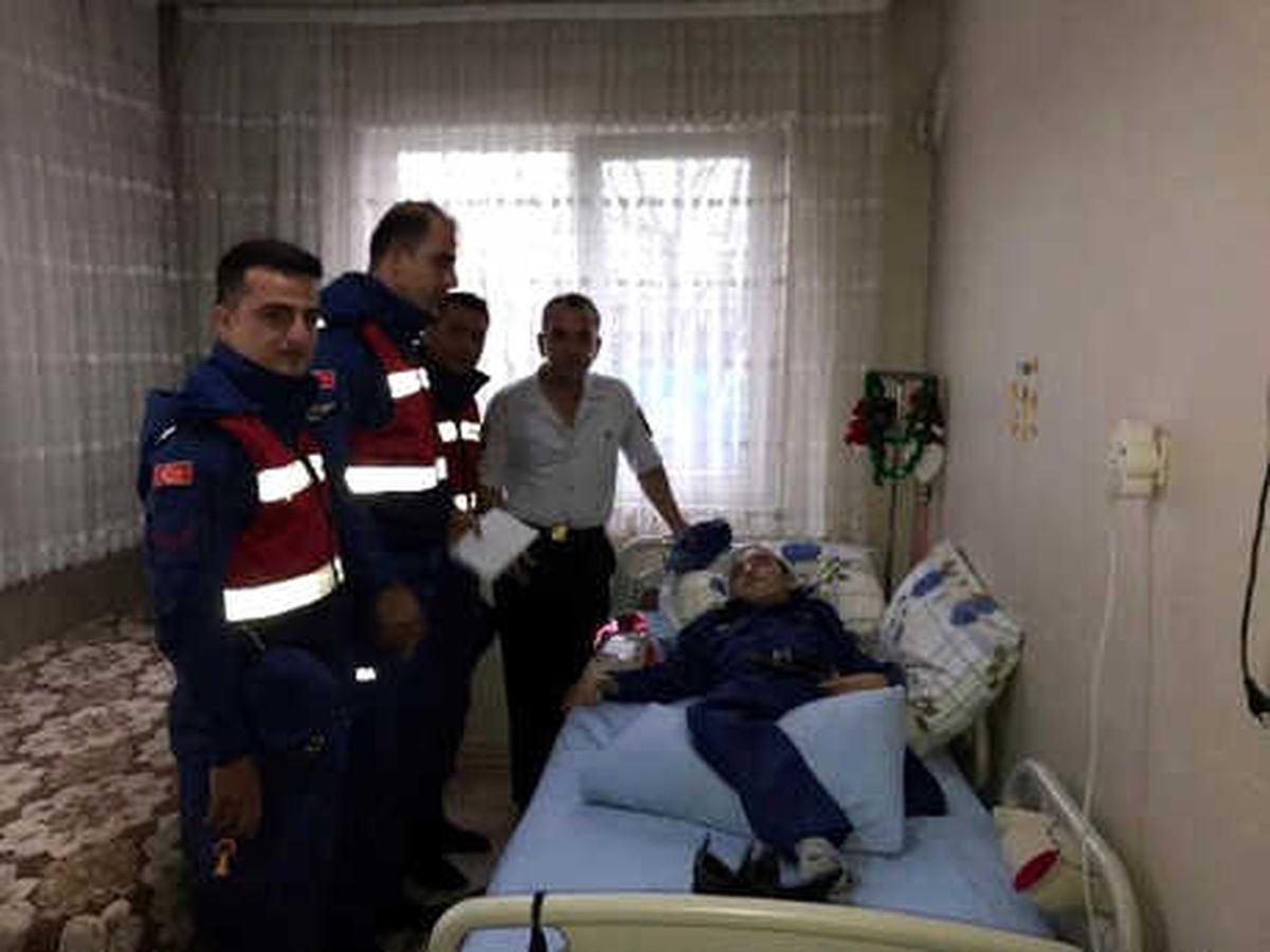 Bedensel Engelli Emircan, Hayali Olan Jandarma Kıyafetini Giydi
