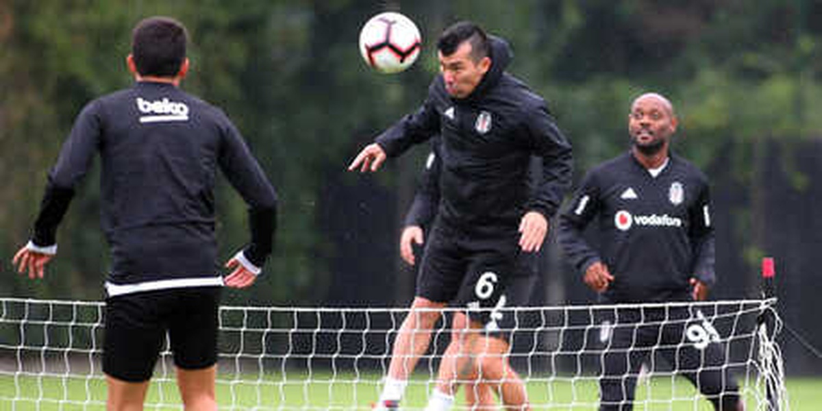 Beşiktaş Derbinin Ardından Ara Vermedi