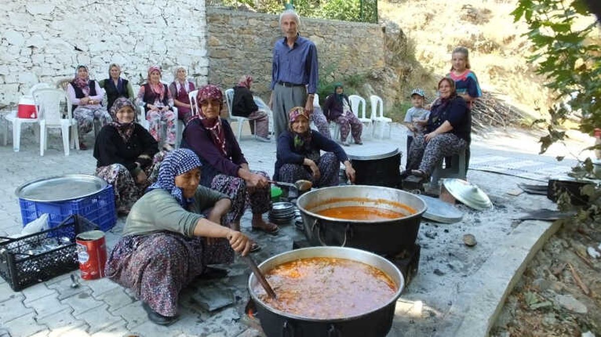 Burhaniyeli Kadınların Yemek İmecesi