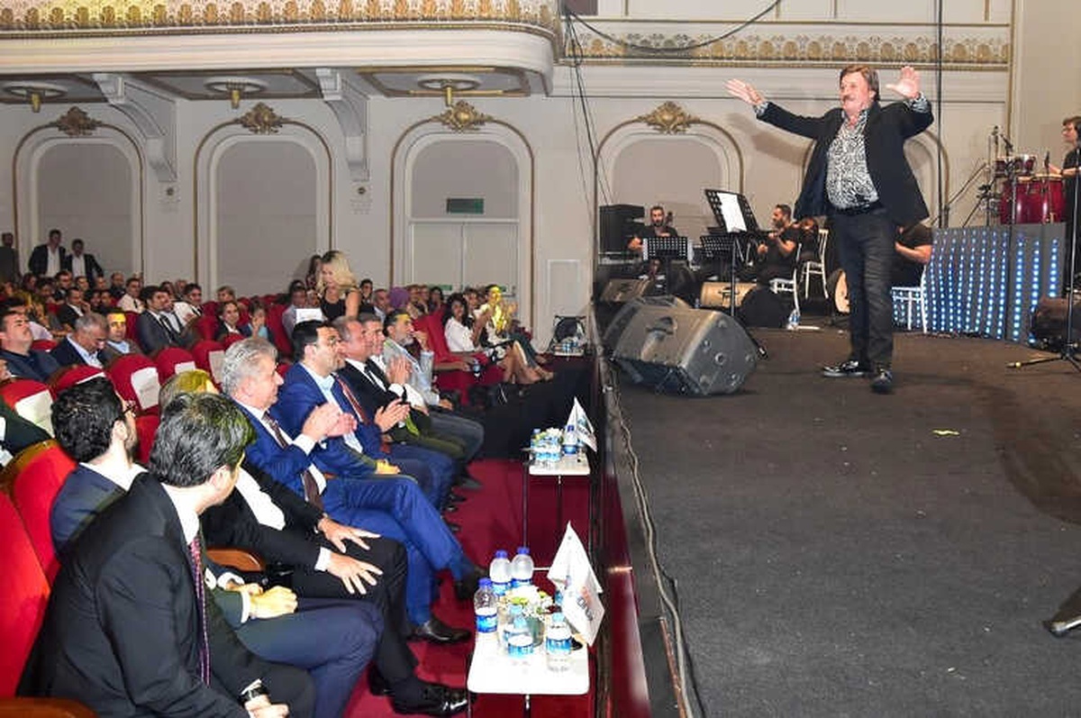 Ck Enerji\'den Özel İnsanlara Şarj İstasyonu
