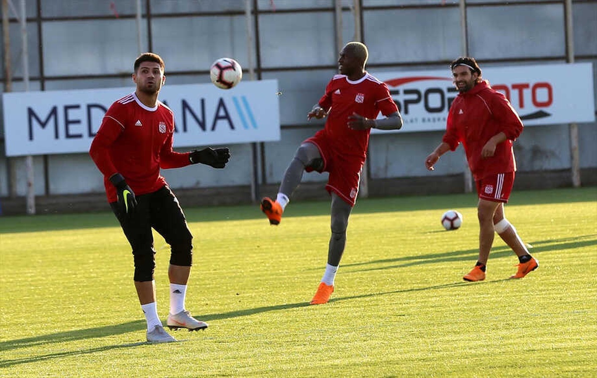 Demir Grup Sivasspor\'da Bursaspor Maçı Hazırlıkları