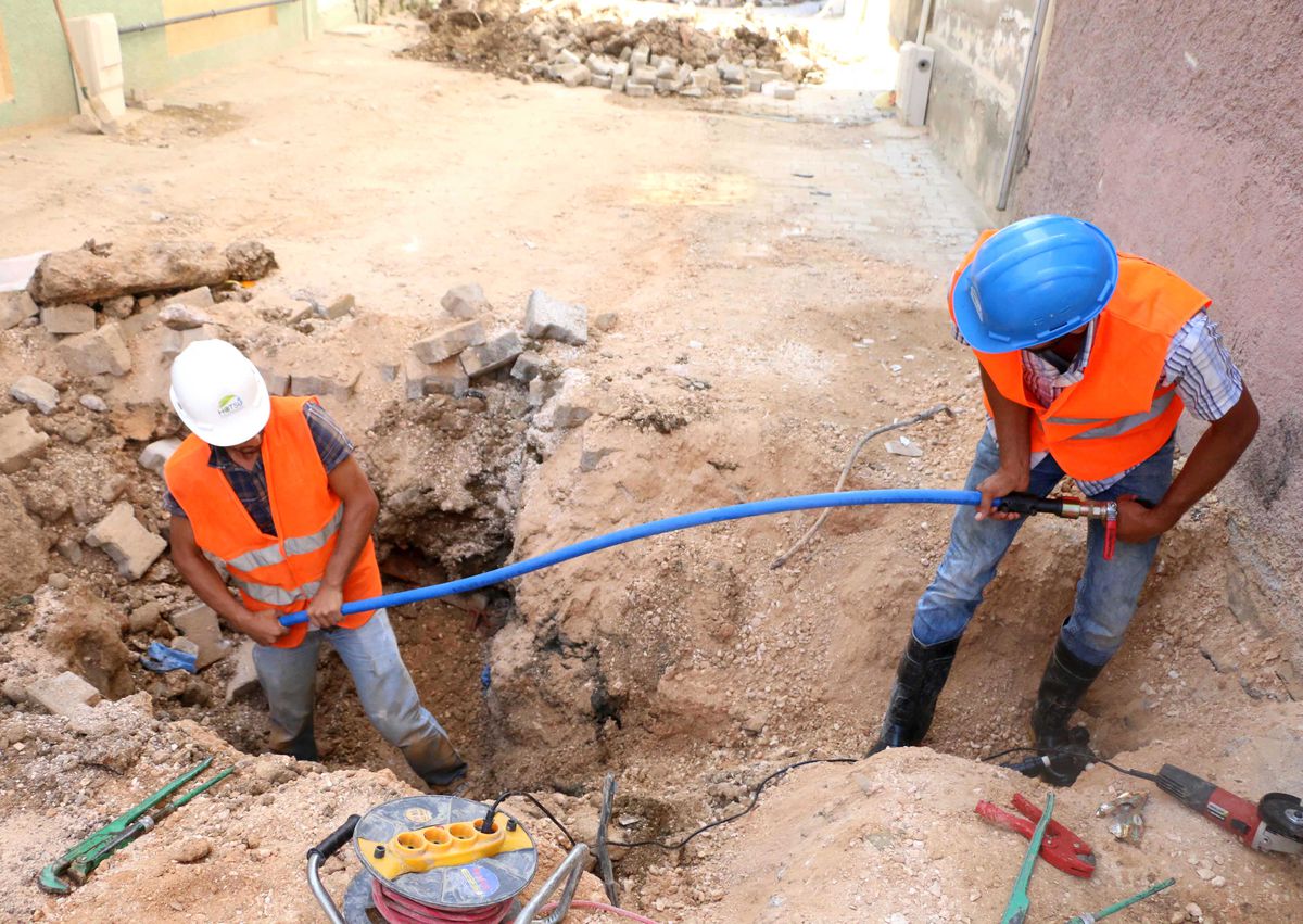 Dev Çalışmada Abone Bağlantıları Sürüyor