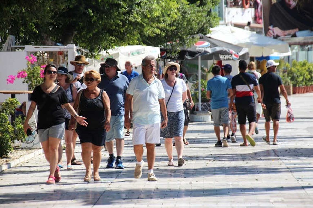 Dev Yolcu Gemisi Bin 762 Yolcusuyla Bodrum\'a Demir Attı