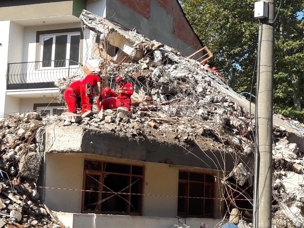 Efak Üyeleri Balıkesir\'deki Tatbikata Katıldı