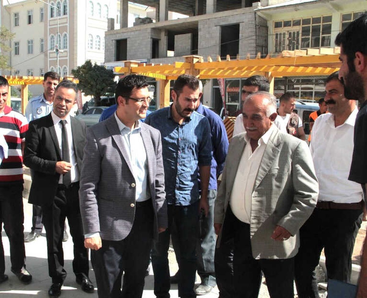 Gürpınar\'da Güvenlik Bariyerleri Kaldırılıyor