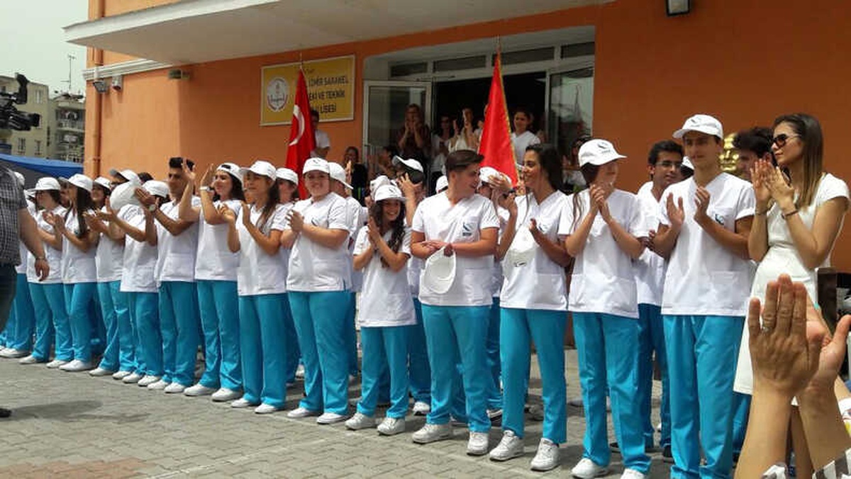 İş Bulmada \'Sağlık Meslek Lisesi\' Farkı
