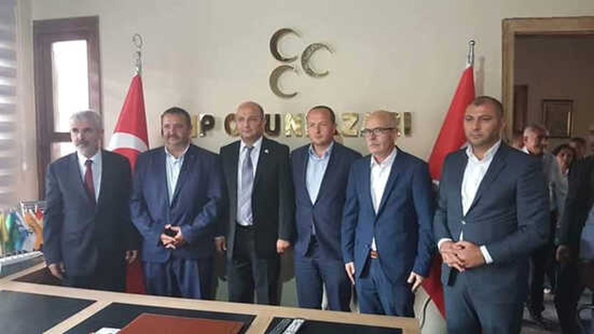 MHP\'de Devir Teslim Töreni