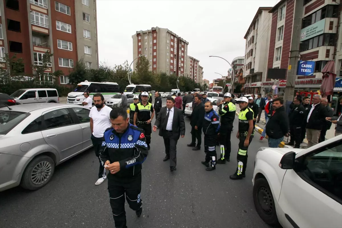 Minibüsçülerden Büyükşehir Belediyesine Tepki