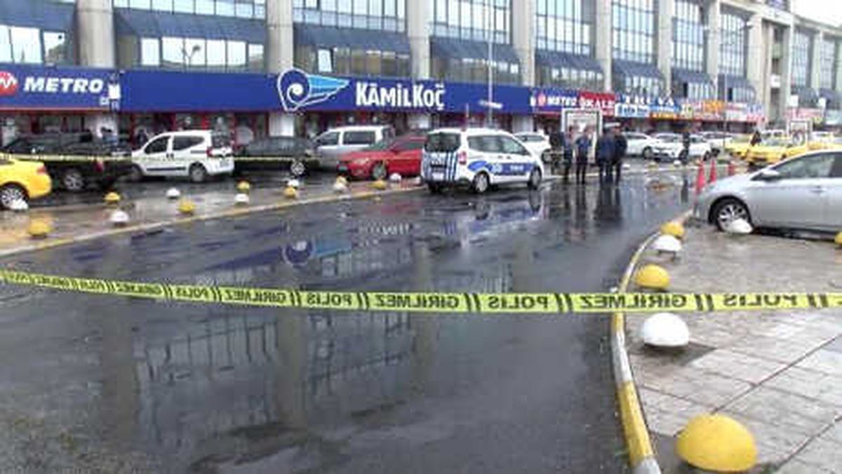 Otogarda Silahlı Kavga: 2 Yaralı (2)