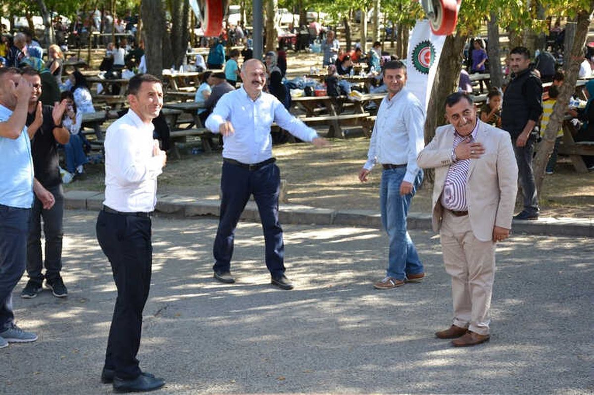Öz Taşıma İş Sendikası\'ndan Miting Gibi Piknik Etkinliği