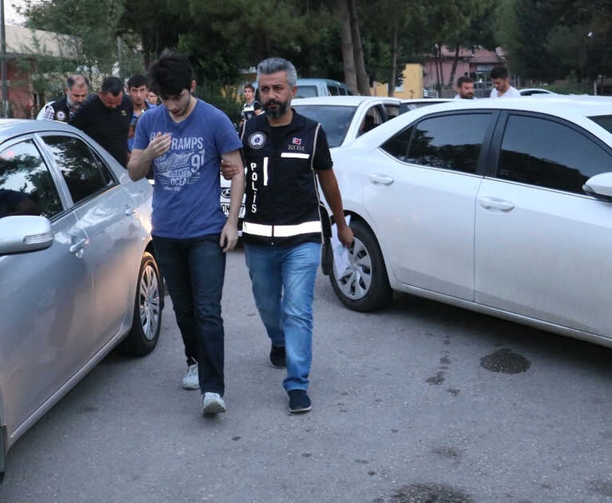 Polis ve Askeri Okullardan Atılan Fetö\'cülere Operasyon