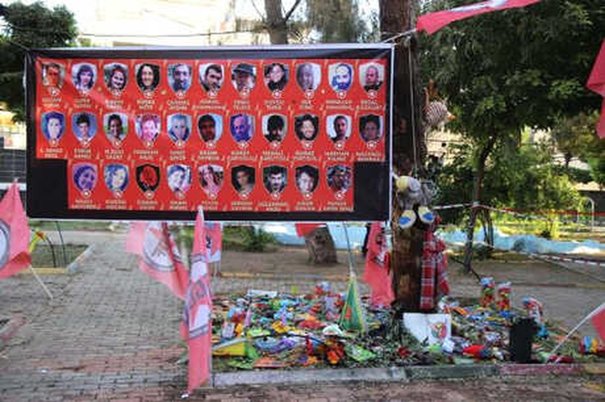 Suruç\'ta 33 Kişinin Öldüğü \'Canlı Bomba\' Davasında 7 Polis Mahkemede Dinlenecek
