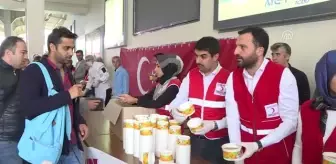 Türk Kızılayı, Aşure Dağıttı