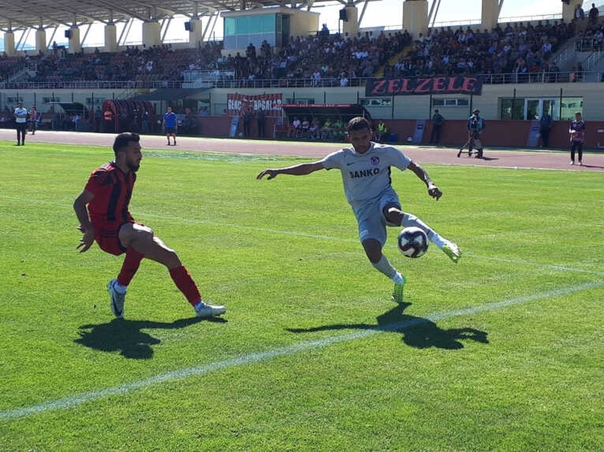 Ziraat Türkiye Kupası 3. Eleme Turu: Anagold 24 Erzincanspor: 2 - Gazişehir Gaziantepspor: 1