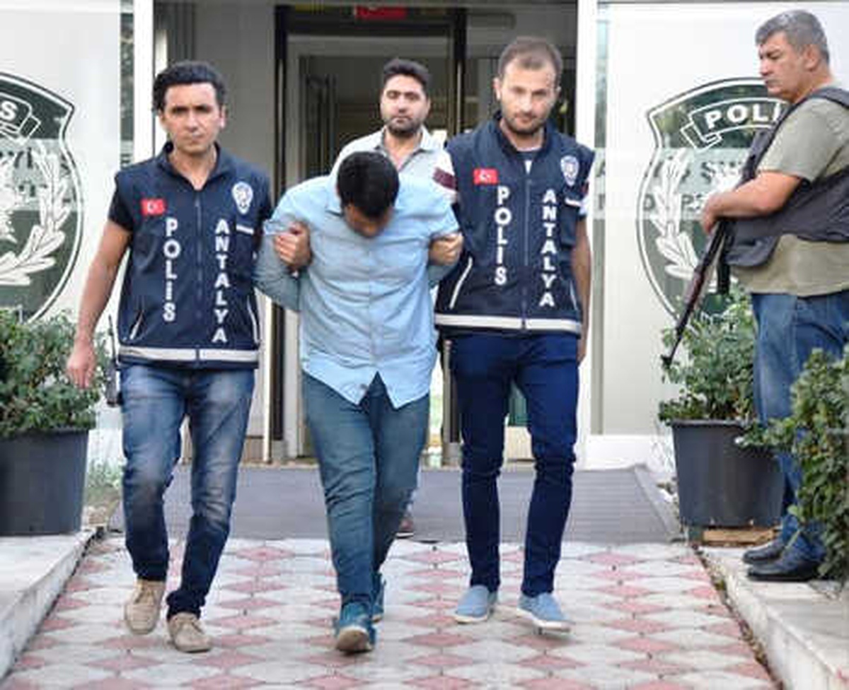 17 Yaşındaki Şüpheli, 5 Yıldızlı Otelden Dolandırıcı Ortağını Yönlendirmiş
