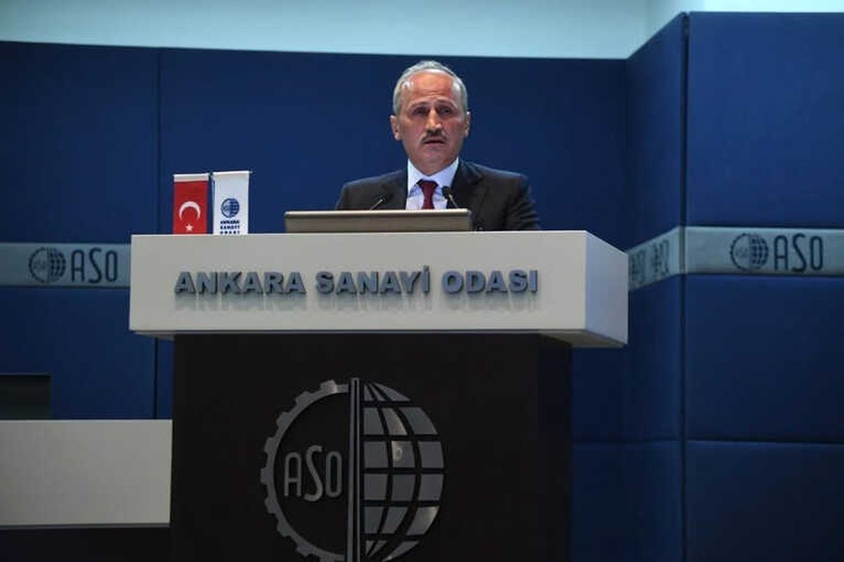 Bakan Turhan: "Tasfiye Kararnamesi Önümüzdeki Günlerde Yürürlüğe Girecek"