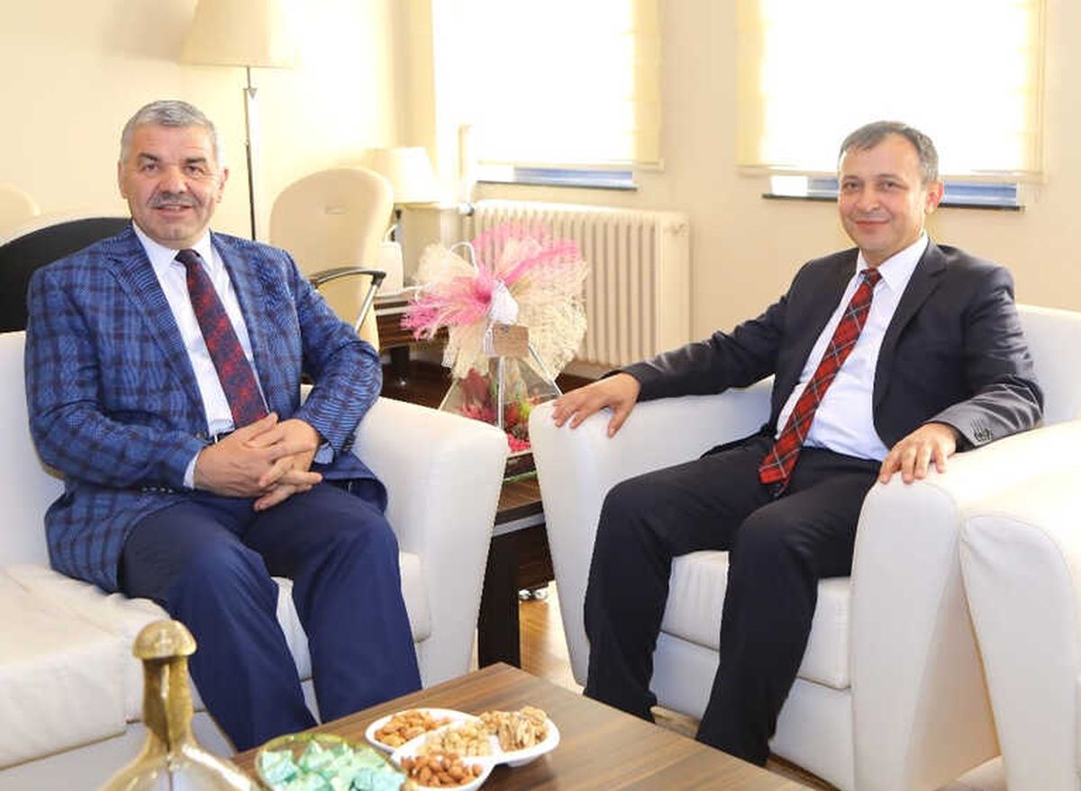 Başkan Çelikerü Rektörü Çalış\'ı Ziyaret Etti