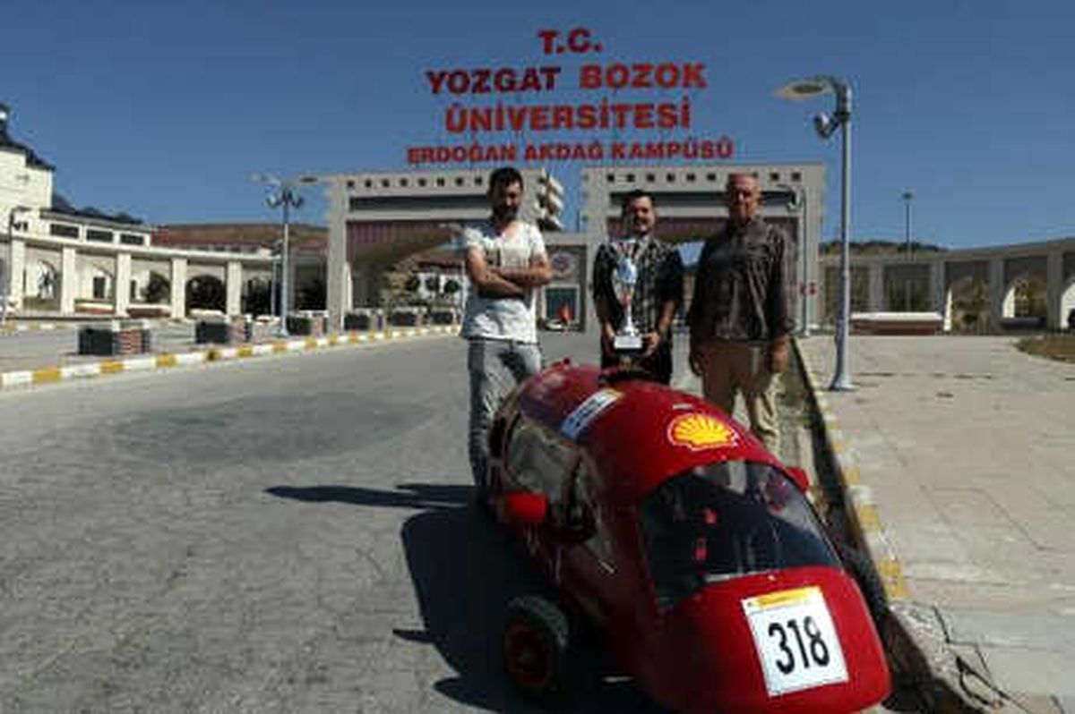 Bozok Üniversitesi\'nde Elektrikli Araç Gururu
