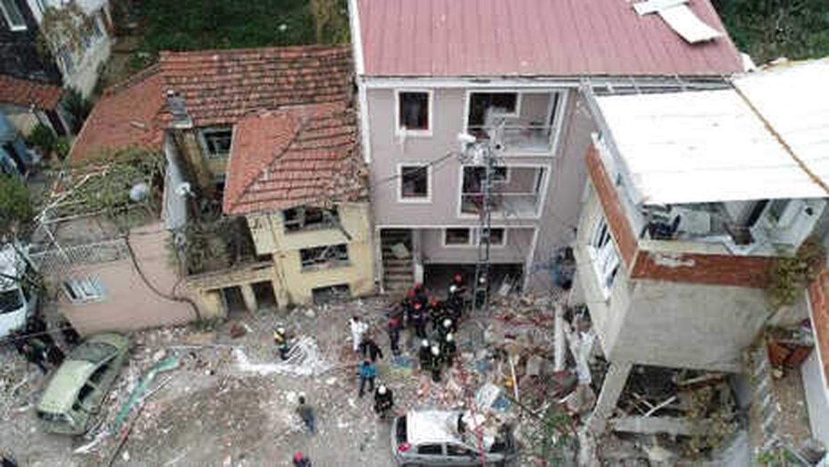 Bursa\'da Doğal Gaz Patlaması: 4 Yaralı (2)