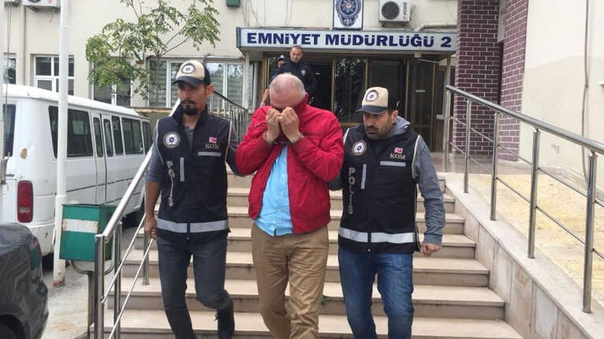 Bursa\'da Sahte Doktor Yakayı Ele Verdi
