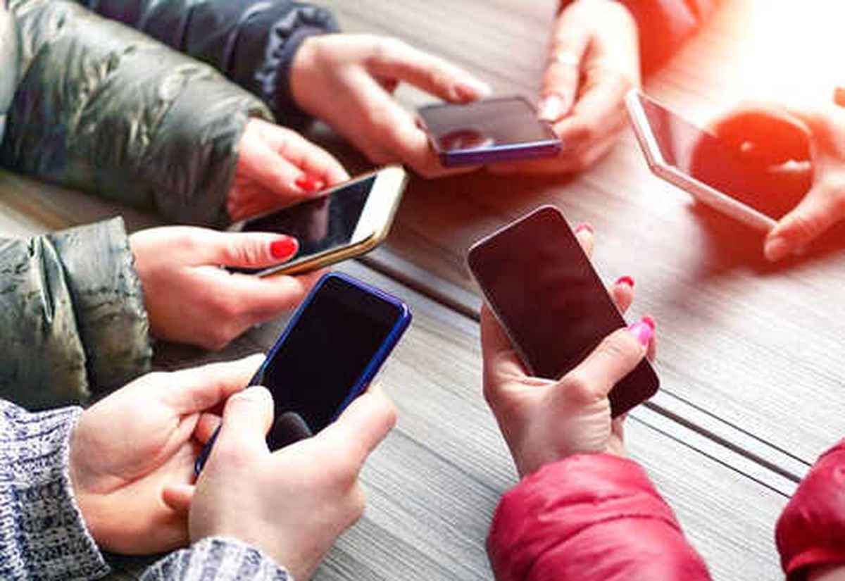 Cep Telefonlarındaki Büyük Tehlike!