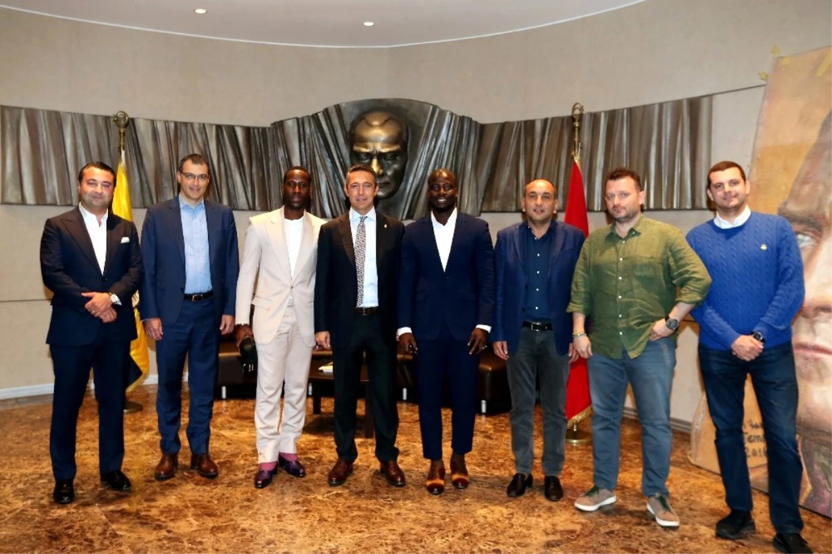 Fenerbahçe Başkanı Ali Koç, Appiah ile Bir Araya Geldi