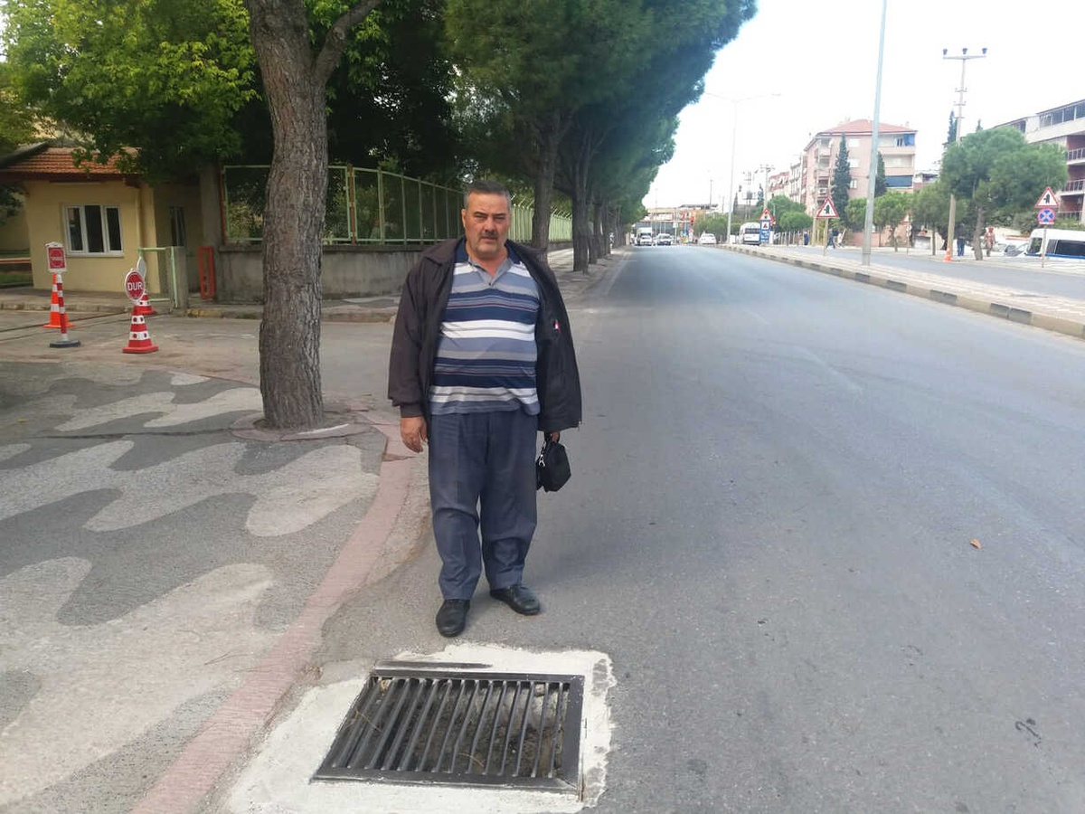 Hürriyet Mahallesi\'nde Yağmursuyu Hatları Temizlendi