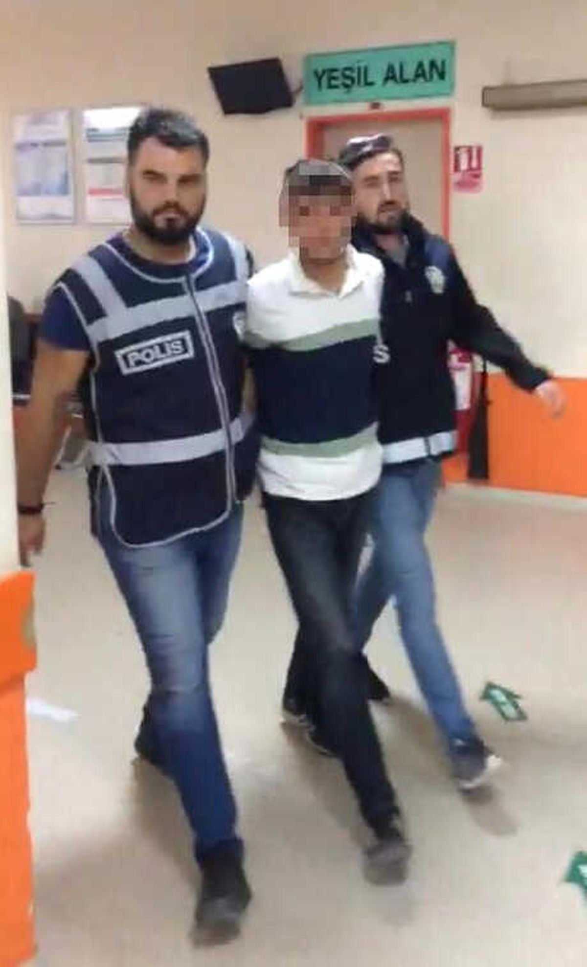 İzmir\'de Terör Operasyonu: 7 Gözaltı