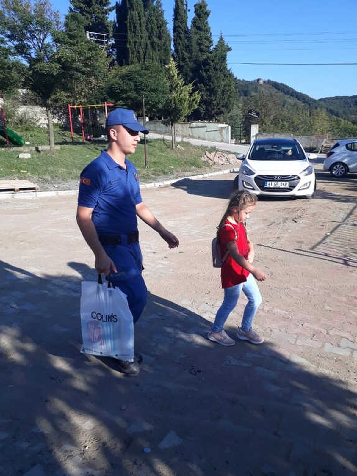 Jandarma Ekipleri, Okul Bölgelerinde Suça Göz Açtırmıyor