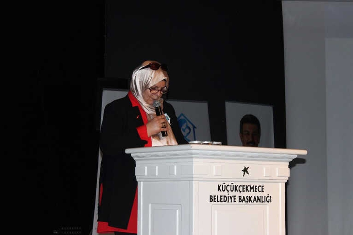 Küçükçekmece\'de Bağımlılıklara Karşı Farkındalık Semineri