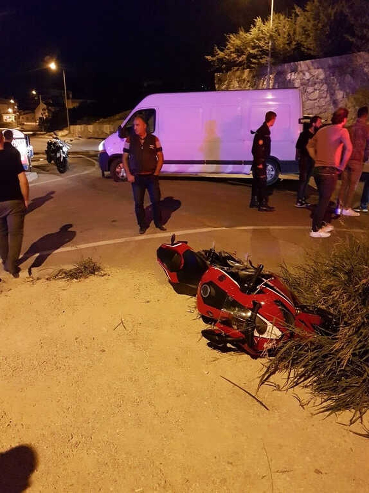 Kuşadası\'nda Trafik Kazası; 1 Yaralı