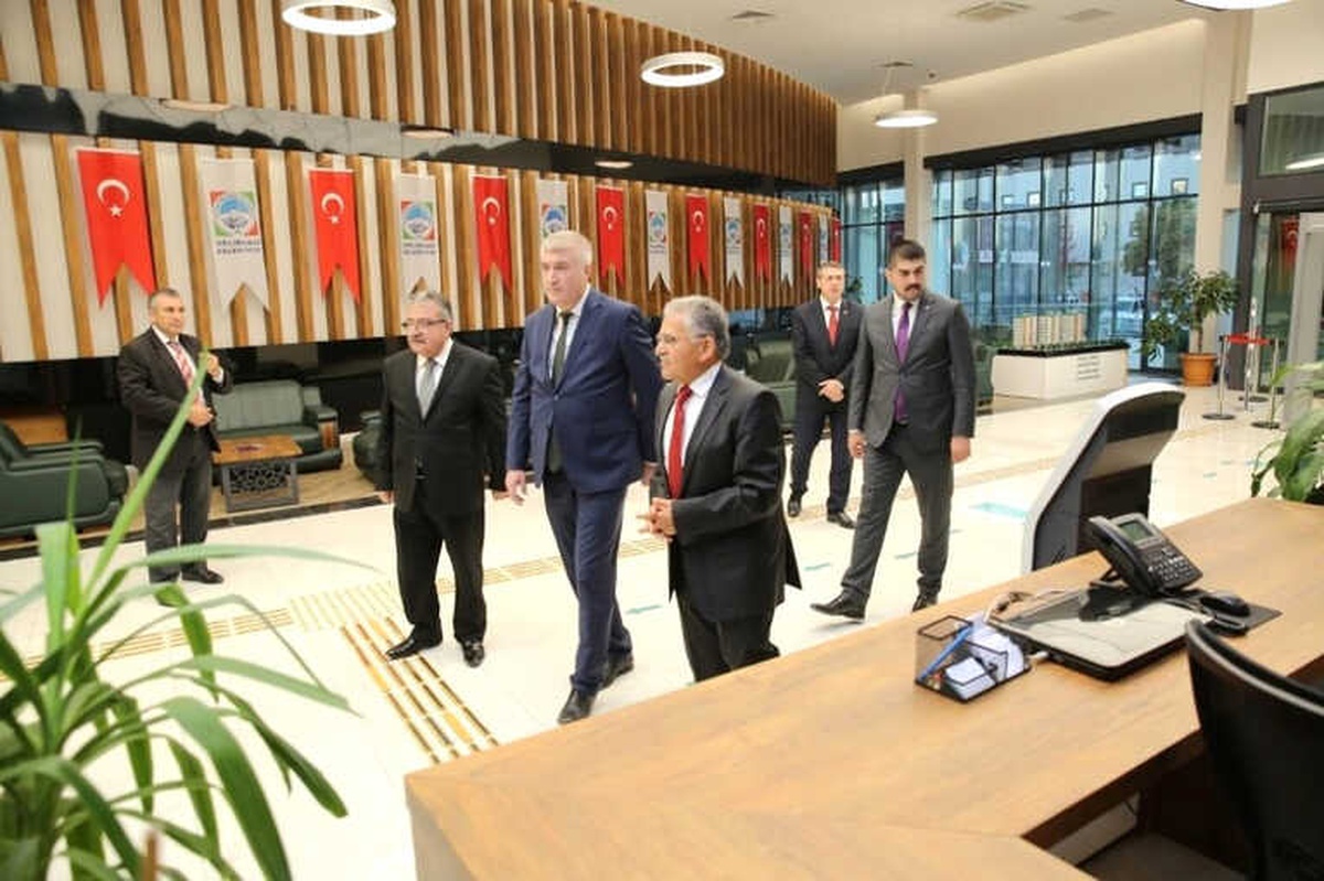 MHP İl Başkanı Serkan Tok\'dan Büyükkılıç\'a Ziyaret