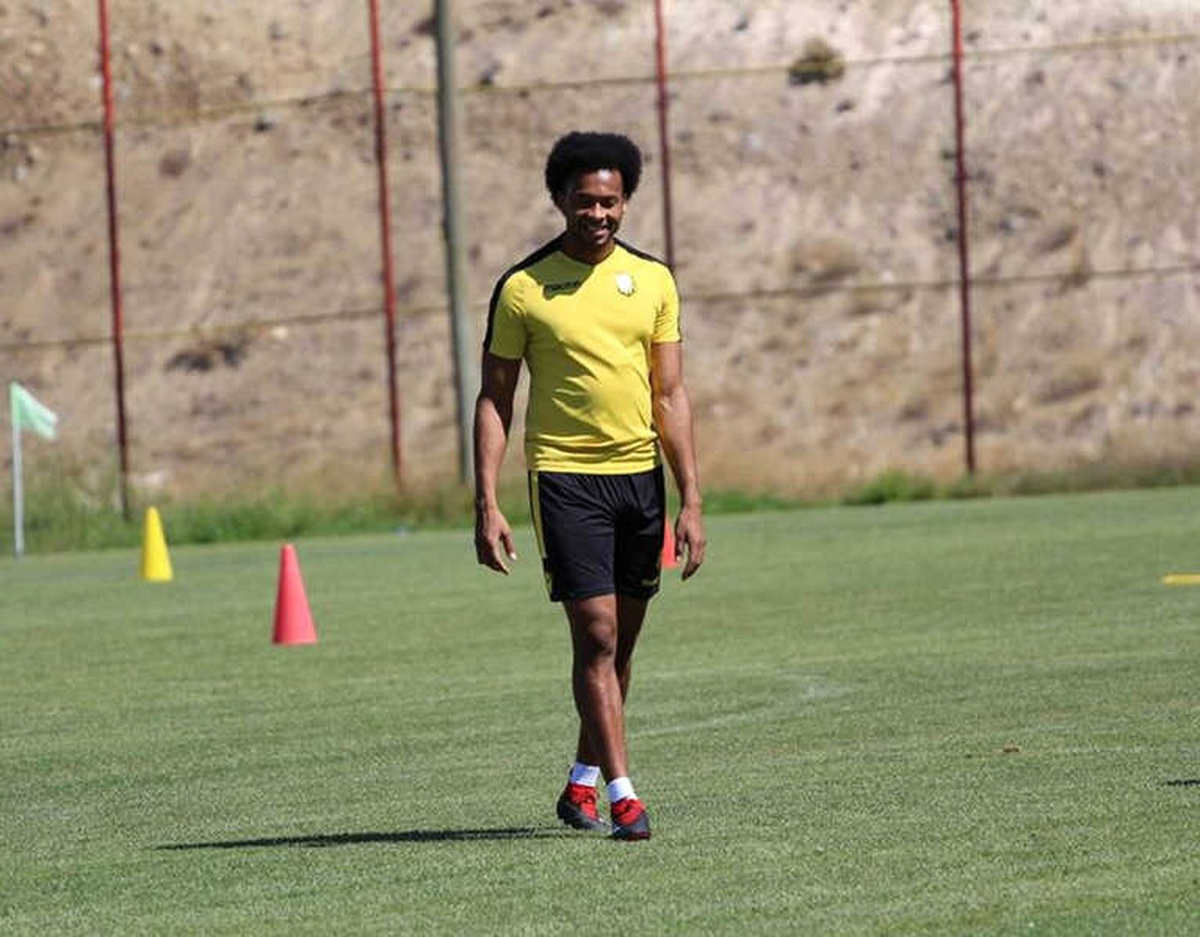 Mina: "Yukarılara Oynamak İsteyen Bir Kişiliğim Var"