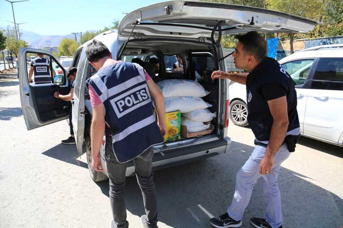 Muş\'ta Okul Çevreleri ve Servis Araçları Denetlendi