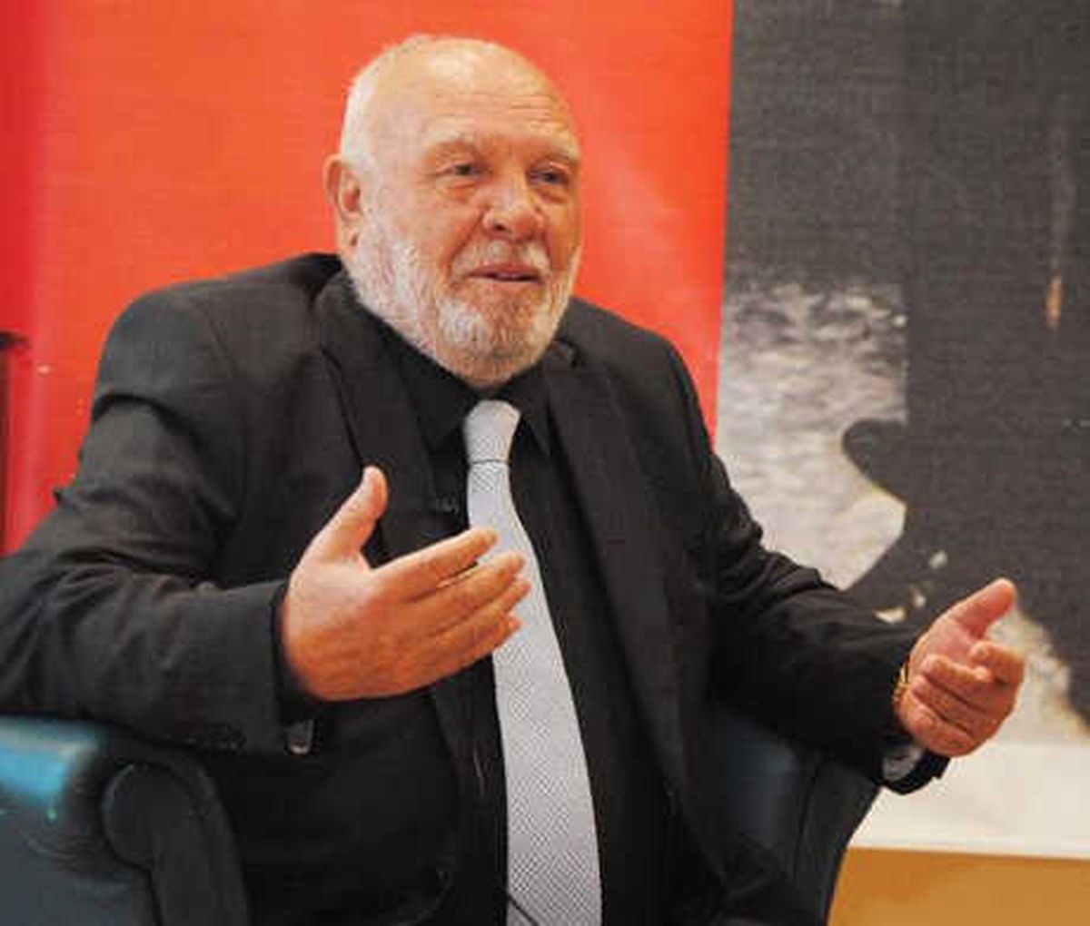 Musa Eroğlu: Neşet Ertaş Gibi Sanatçıların Yarattığı Değerler Ülkenin \'Nüfus Kağıdı\'