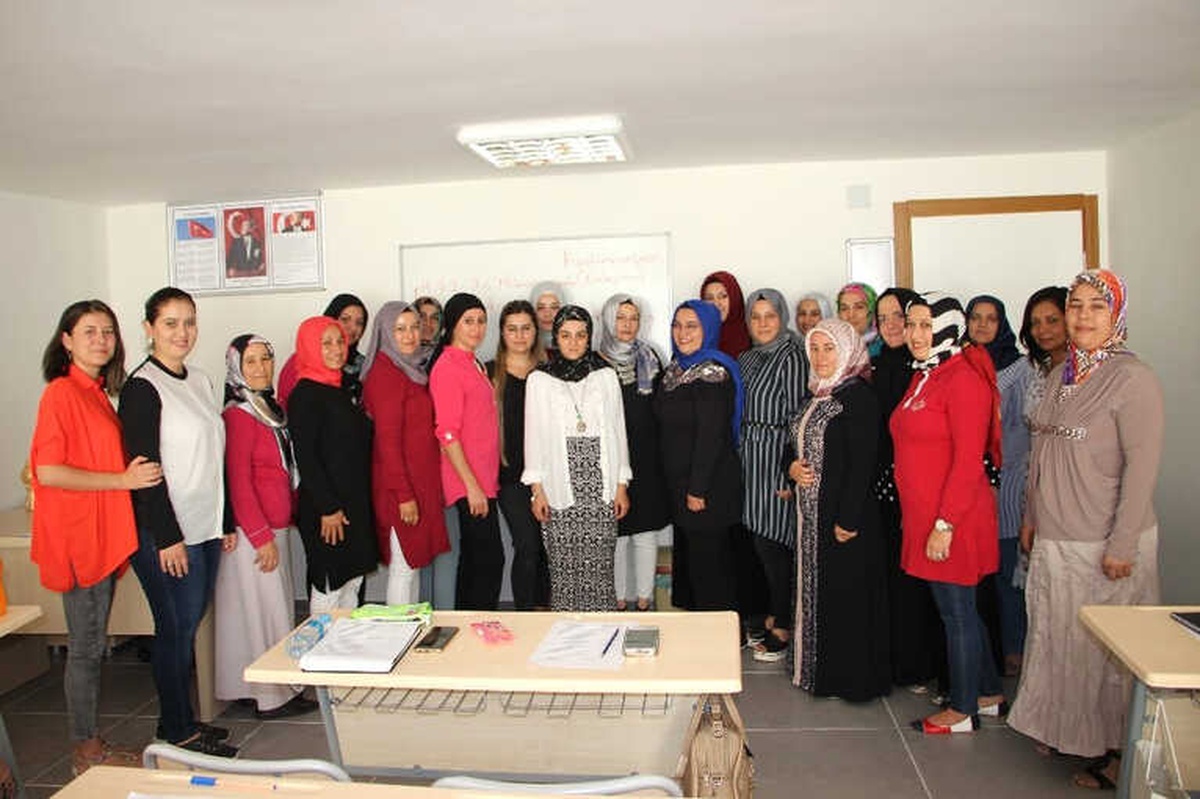 Öğrenmek İçin Günlük 45 TL Alıyorlar