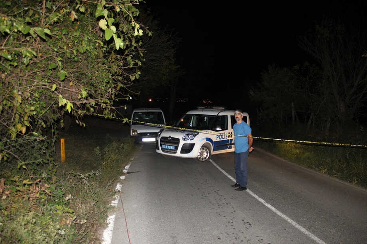 Taksi Şoförünün Aracının Yanında Ölü Bulunması