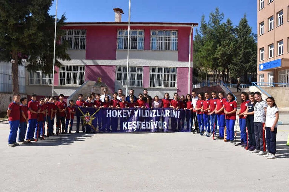 Türk Hokeyi Yıldızlarını Keşfediyor