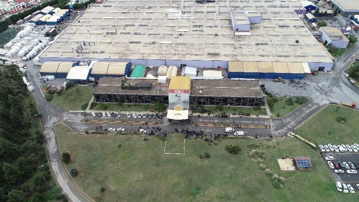Tuzla\'da Korkutan Fabrika Yangını